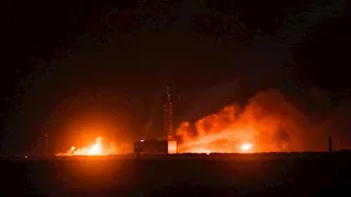 انفجار صاروخ "نيو غلين" على منصة الإطلاق في فلوريدا.. فيديو