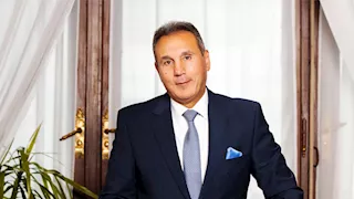 البنك الأهلي يحذر من صفحات وهمية تنتحل اسمه وتروج لجوائز مزيفة