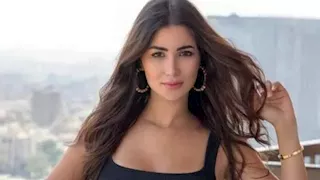 بالفيديو- هدى الإتربي تكشف كواليس إطلاتها في مهرجان كان السينمائي