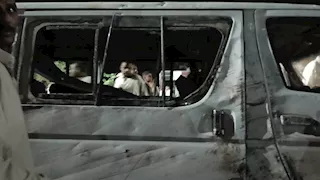 كيف وقع حادث طريق الطود المروع بالأقصر؟ (رواية سائق الميكروباص)