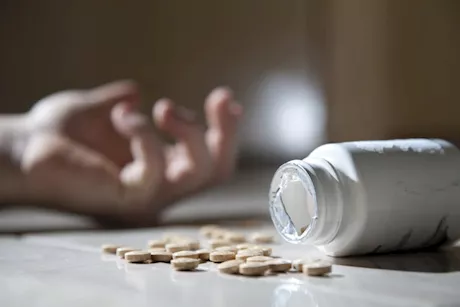 العلاجات الطبيعية لإدمان الحبوب المنومة.. هل تساعد على التعافي؟