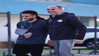 "رغم إصابته".. مصطفى فتحي يدعم لاعبي بيراميدز قبل مباراة سيراميكا بالدوري