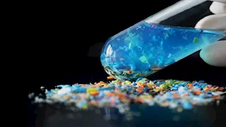  كيف تحمي نفسك من "المواد الكيميائية الأبدية"؟