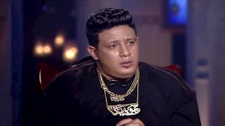 بكاء حمو بيكا بجوار نعش والده.. لقطات مؤثرة من الجنازة بالإسكندرية