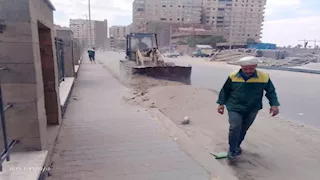 الجيزة ترفع 1400 طن مخلفات من طريق اللبيني وتكثف حملات النظافة بالمريوطية