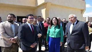 وزيرة الثقافة ومحافظ مطروح يتفقدان قصر الثقافة وعدد من الفعاليات (صور)
