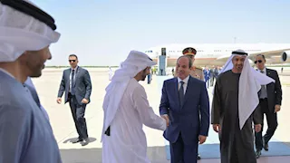 الرئيس السيسي خلال لقائه محمد بن زايد:  "ما يمس الإمارات يمس مصر"  