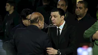 بالصور- مصطفى كامل وحماقي في عزاء الراحل هاني شاكر