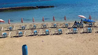 الرايات 3 ألوان.. تعرف على حالة البحر بشواطئ الإسكندرية اليوم -صور