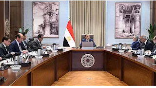 مدبولي يوجه بتشديد الرقابة على مصانع الأغذية واتخاذ إجراءات حاسمة ضد المخالفين