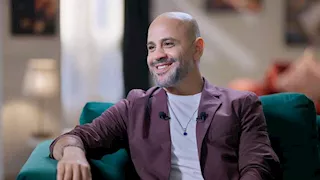 عزيز الشافعي يرد على منتقدي "بحرية": "الأغنية نجحت نجاح ساحق"