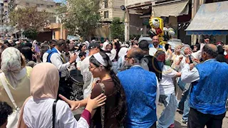 فرحة الإعدادية في بورسعيد.. زغاريد وطبل بلدي بعد انتهاء الامتحانات - فيديو وصور