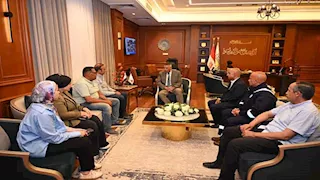 محافظ جنوب سيناء يبحث سبل التوسع في تنفيذ مشروعات تنموية