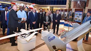مصر والكونغو تبحثان تعزيز الصناعات الدفاعية وتوطين التكنولوجيا