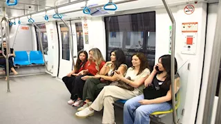 صور.. مد تشغيل المونوريل حتى 3 صباحًا بسبب كأس العالم