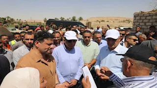 وزير الإنتاج الحربي خلال زيارته للمنيا: لا تأخير في مشروعات "حياة كريمة" (صور)