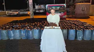 سقوط تاجر السوق السوداء بأسوان.. ضبط 7 أطنان سولار قبل طرحها للبيع