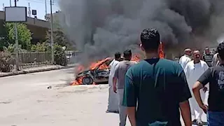 حريق مفاجئ يلتهم سيارتين فى المنيا -صور