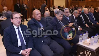 وزراء سابقون وشخصيات عامة وسياسية في عزاء شقيقة أسامة هيكل - (25 صورة)