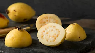 هذا ما يحدث لجسمك عند تناول الجوافة 