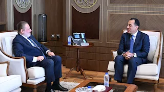 رئيس الوزراء ومحافظ البنك المركزي يبحثان تنسيق السياسات المالية والنقدية - (تفاصيل)