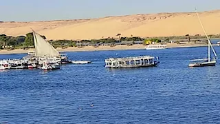 "شبورة كثيفة وأتربة".. "الأرصاد" تكشف تفاصيل حالة الطقس المتوقعة غدًا الثلاثاء