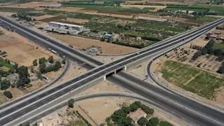 25 صورة.. محور الفردان - الصالحية يربط الشرقية بالإسماعيلية بطول 26 كم
