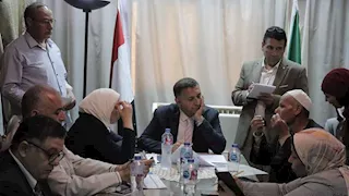 من التعليم إلى تعويضات حياة كريمة.. قرارات حاسمة لمحافظ القليوبية في لقاء الخانكة