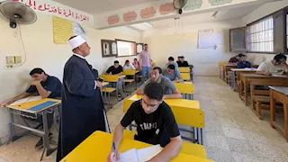 رئيس قطاع المعاهد: امتحان الفقه لطلاب العلمي مطابق للمناهج المقررة