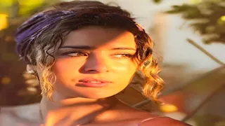  عائشة بن أحمد تتألق بإطلالة كاجوال.. سر اللوك