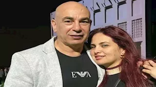 أول ظهور لحسام حسن رفقة عائلته بعد إنجازه مع منتخب مصر بالمونديال (فيديو)