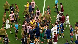 بالفيديو.. كواليس اشتباك لاعبي قطر وكندا بعد مباراة السداسية