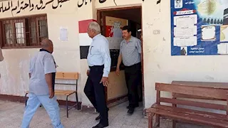 قبل انطلاقها بساعات.. جولة لنائب محافظ سوهاج داخل لجان الثانوية العامة (صور)