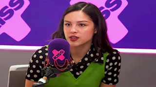 "وصلتني رائحة كريهة".. أوليفيا رودريجو تكشف عن تصرف صادم لمعجبيها