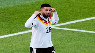 من عامل بمصنع لنجم مونديالي.. قصة دينز أونداف لاعب منتخب ألمانيا