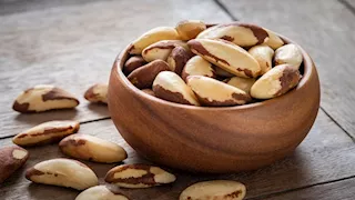  كيف يعزز تناول الجوز البرازيلي صحة الغدة الدرقية؟ 