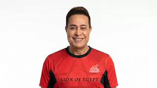 حكيم يستعد لطرح أغنية جديدة بعنوان "نص ملعب قلبي"