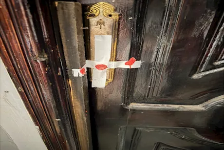 الصحة تغلق مركزين مخالفين وتضبط منتحلين للمهنة بمطروح وبني سويف