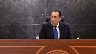 أول تعليق من مدبولي على تطبيق نظام "تسوية الذروة" للكهرباء.. تفاصيل