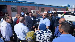  وزير الصناعة يوجه بسحب وحدات المصانع المتوقفة بمرغم في الإسكندرية 