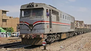 خروج قطار منوف رقم 615 عن القضبان بمحطة بنها 