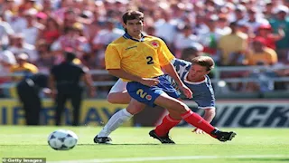 أشهر جريمة في تاريخ كأس العالم.. كيف أنهت الكرة حياة أسطورة كولومبيا؟