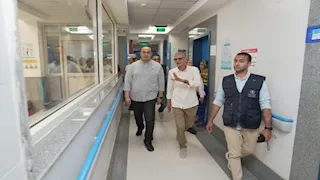 رئيس "الرعاية الصحية" يتابع التشغيل التجريبي لمنظومة التأمين الصحي الشامل بالمنيا