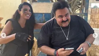 "أكشن" وكواليس طريفة.. نسرين أمين تنشر صورًا من فيلم صقر وكناريا