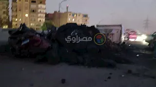 "العربية بقت خردة".. ننشر الصور الأولى لحادث انقلاب "تريلا" على سوزوكي أعلى دائري الوراق