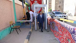 محافظ المنوفية يتفقد لجان الثانوية ويوجه بتوفير الأجواء المناسبة للطلاب - صور