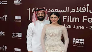 بالصور| إلهام علي تتألق في حفل افتتاح مهرجان أفلام السعودية