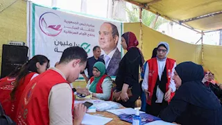 المخزون آمن.. محافظ الإسكندرية يطلق الحملة القومية للتبرع بالدم- صور