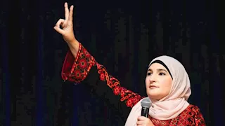 إسرائيل تمنع مستشارة زهران ممداني من الدخول لأراضي الاحتلال.. ما القصة؟