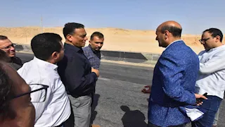 محافظ أسيوط يعاين موقع إنشاء شلتر للكلاب الضالة بطريق المطار